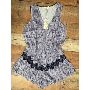 Honey Belle Purple and Black Romper Women’s Sz M Lace Details V-neck Cottagecore